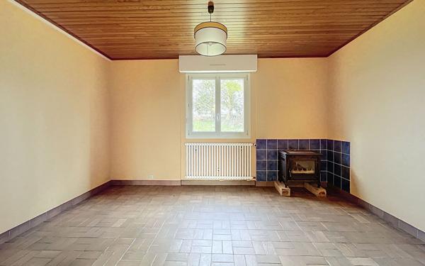 Maison à vendre    6 pièces •  Landivisiau