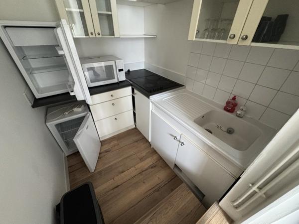 Appartement à louer 700 € CC Achères 1 pièce 26 m² DPE E