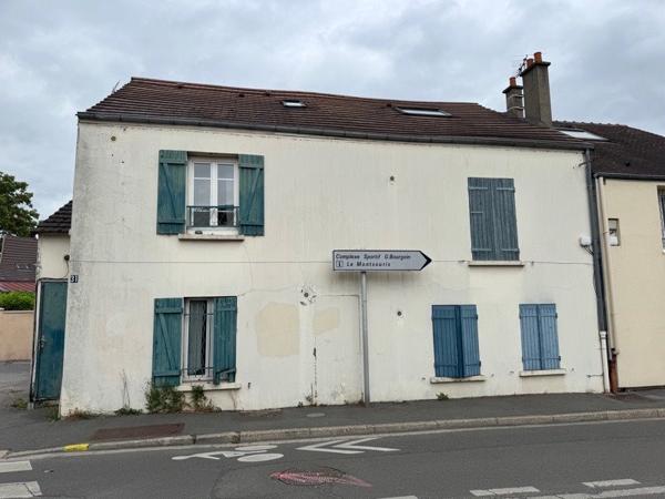 Appartement à louer 700 € CC Achères 1 pièce 26 m² DPE E