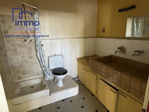 ENTREPOT - VILLEFRANCHE DE ROUERGUE - 105 m2