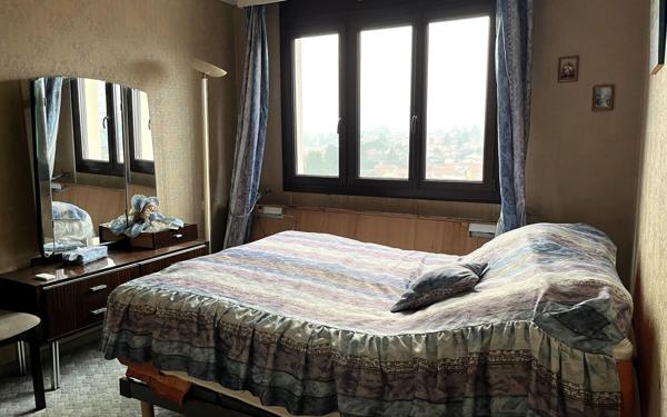 Appartement à vendre    4 pièces • 85 m2 Saint-Genis-Laval