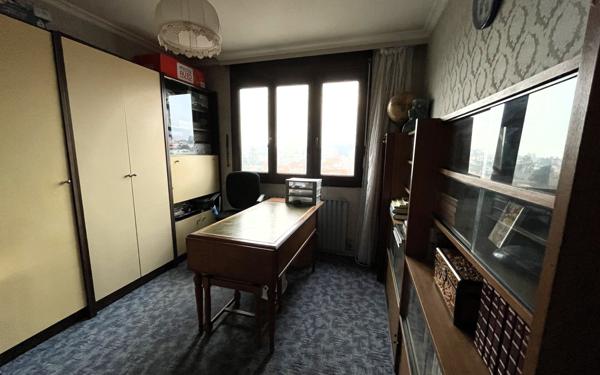 Appartement à vendre    4 pièces • 85 m2 Saint-Genis-Laval