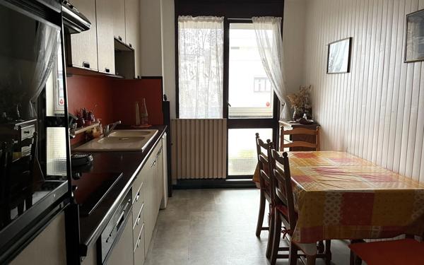 Appartement à vendre    4 pièces • 85 m2 Saint-Genis-Laval