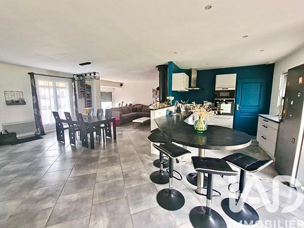 Maison à vendre 4 pièces 123 m² Chiché