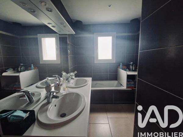 Maison à vendre 4 pièces 123 m² Chiché