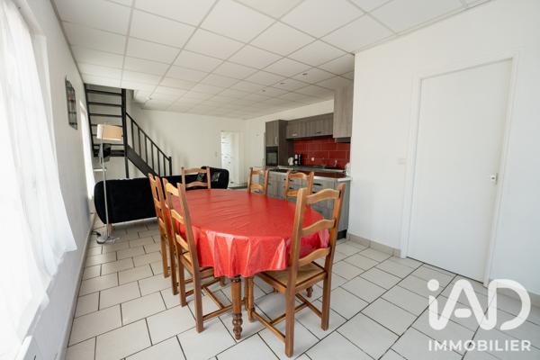 Maison à vendre 13 pièces 280 m² Doué-en-Anjou