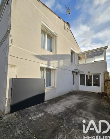 Maison à vendre 4 pièces 94 m² Pont-l'Abbé-d'Arnoult