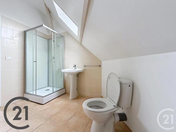 Immeuble à vendre  180 m 2   ST ETIENNE DU ROUVRAY  - 76