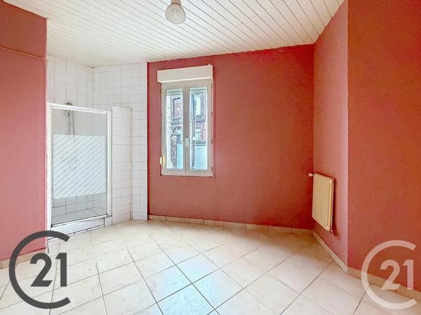 Immeuble à vendre  180 m 2   ST ETIENNE DU ROUVRAY  - 76