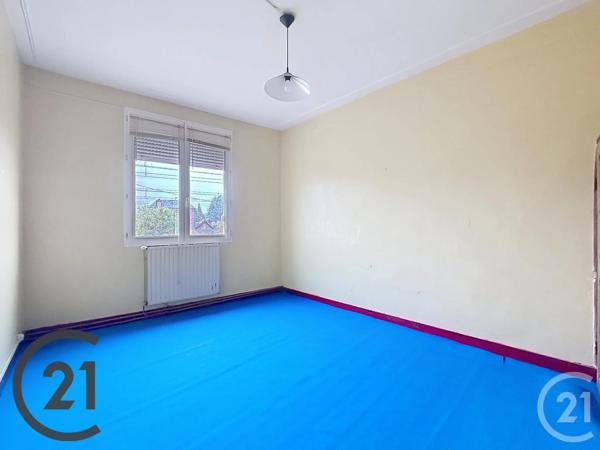 Immeuble à vendre  180 m 2   ST ETIENNE DU ROUVRAY  - 76