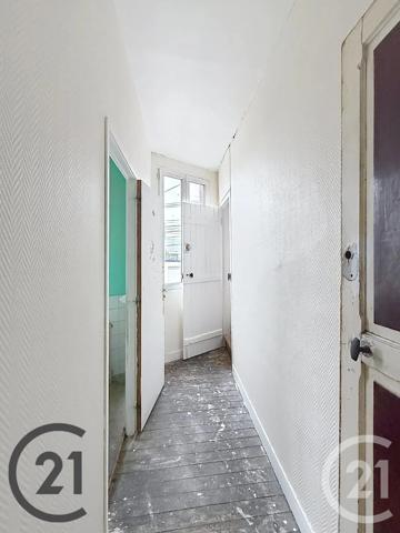 Immeuble à vendre  180 m 2   ST ETIENNE DU ROUVRAY  - 76