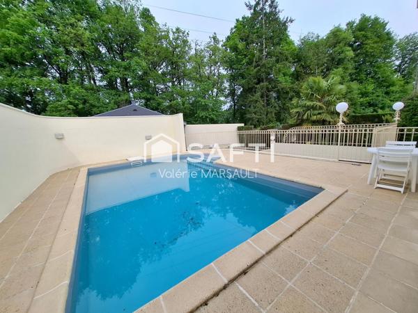 Maison raffinée 6 piéces – Calme, jardin, piscine