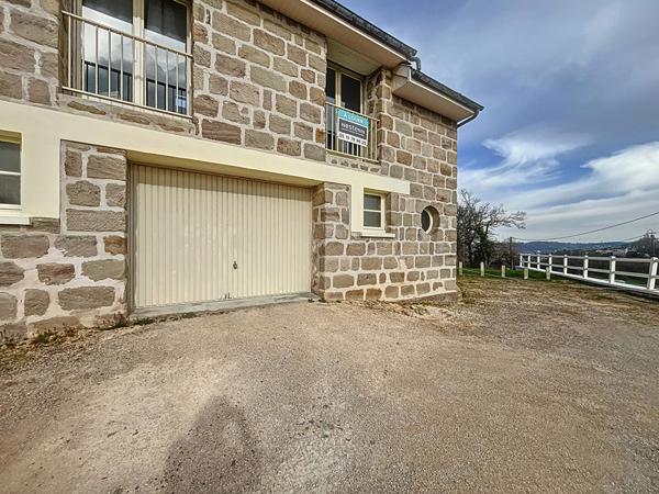 Appartement à louer 540€ CC / Brive zone OUEST - Chambre mezzanine - garage - clim réversible