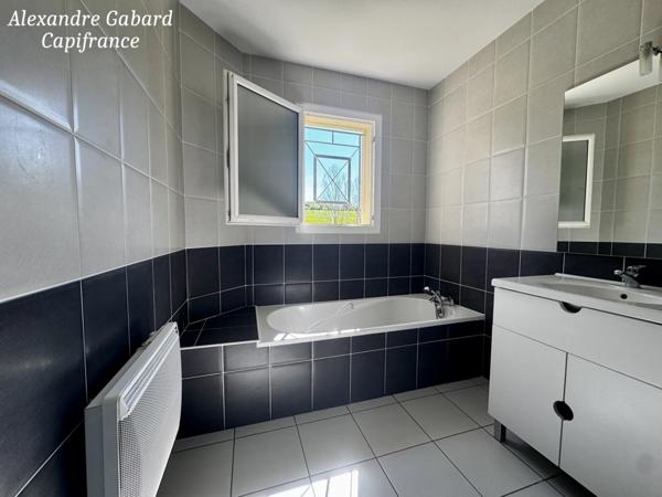 Maison de plain-pied - 3 chambres - Jardin - Garage