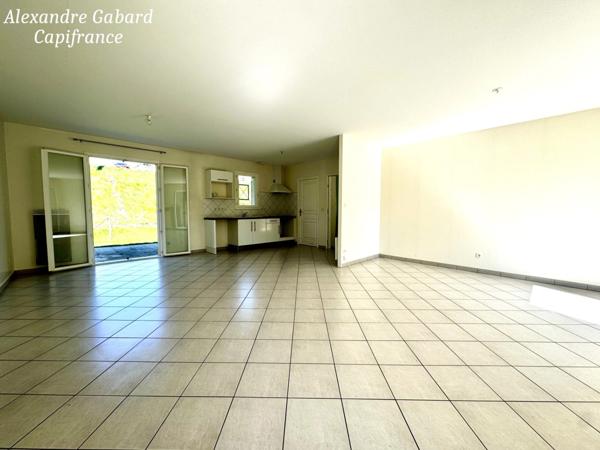 Maison de plain-pied - 3 chambres - Jardin - Garage