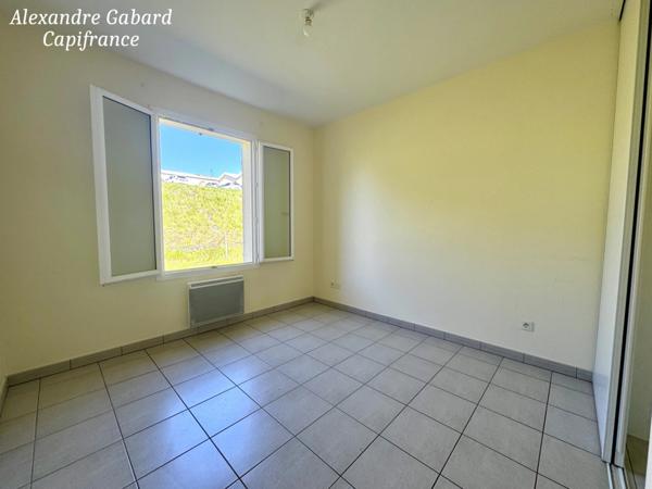 Maison de plain-pied - 3 chambres - Jardin - Garage