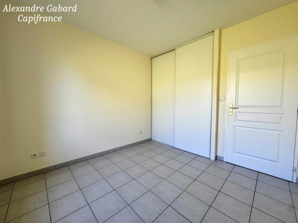 Maison de plain-pied - 3 chambres - Jardin - Garage