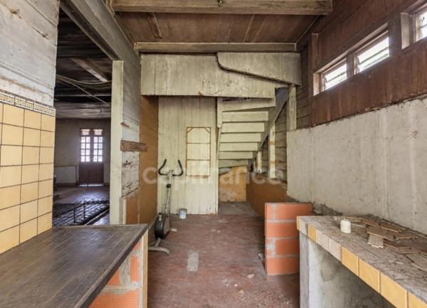 A vendre - Fort de France Clairière - Terrain avec bâti à réhabiliter ou à démolir