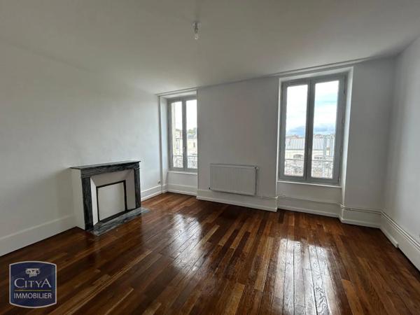 Appartement à louer 3 pièces 55.98m² Nevers (58000)