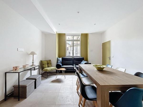 CHAMBRE DE 15.78m² DANS MAISON DE 144 M² - MEUBLEE - TOUTE CHARGES COMPRISES