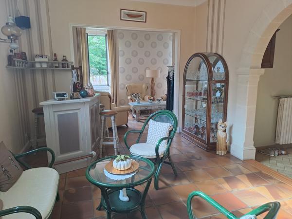 Maison de charme à proximité du centre de Léognan
