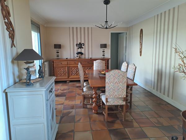 Maison de charme à proximité du centre de Léognan