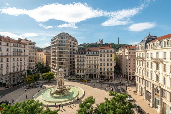 Exclusivité - Jacobins - Appartement en étage élevé de 125,60m² - 3 chambres