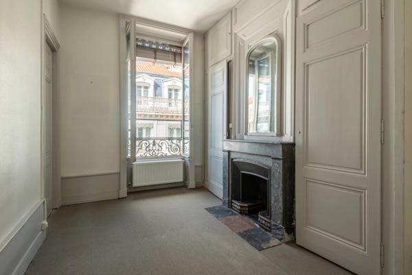 Exclusivité - Jacobins - Appartement en étage élevé de 125,60m² - 3 chambres