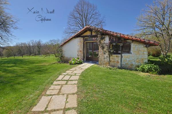 Maison à vendre 11 pièces SAINT AMOUR (39)