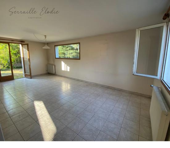 CRAPONNE - Grande maison familiale au calme – espace, potentiel et proximité des commodités