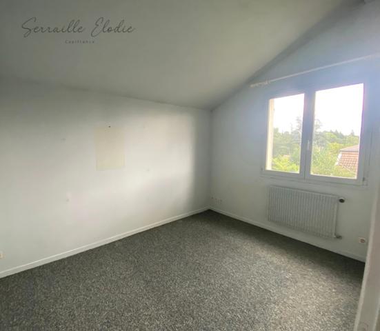 CRAPONNE - Grande maison familiale au calme – espace, potentiel et proximité des commodités