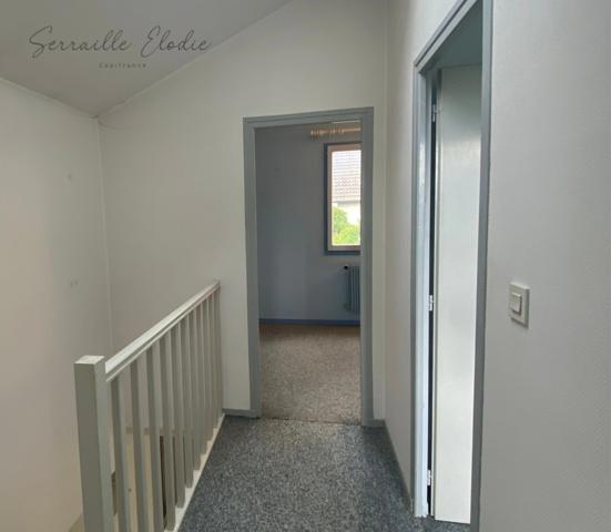 CRAPONNE - Grande maison familiale au calme – espace, potentiel et proximité des commodités