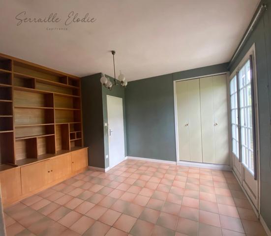 CRAPONNE - Grande maison familiale au calme – espace, potentiel et proximité des commodités