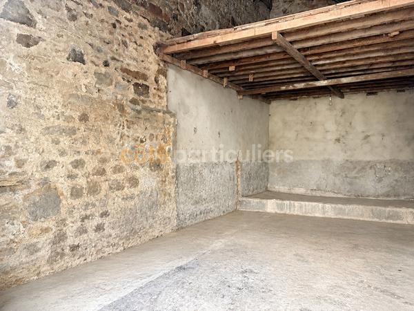 Vente
                Maison102 m² - 5 Pièces -
                    MONTEBOURG (50310)
