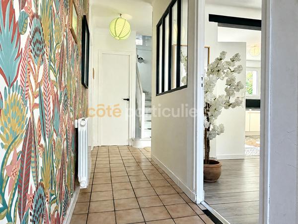 Vente
                Maison102 m² - 5 Pièces -
                    MONTEBOURG (50310)