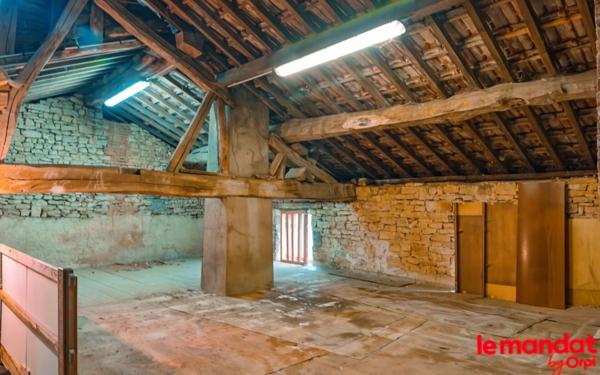 Maison à vendre    7 pièces • 400 m2 Renwez