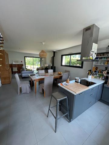 Maison Chateaugiron 5 pièce(s) 114 m2