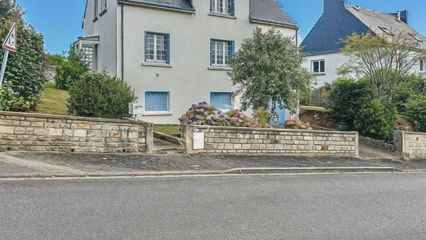 Maison à vendre à Briec : 5 chambres et un sous-sol pour les rêveurs !