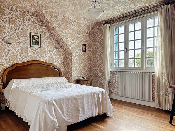 Maison à vendre à Briec : 5 chambres et un sous-sol pour les rêveurs !