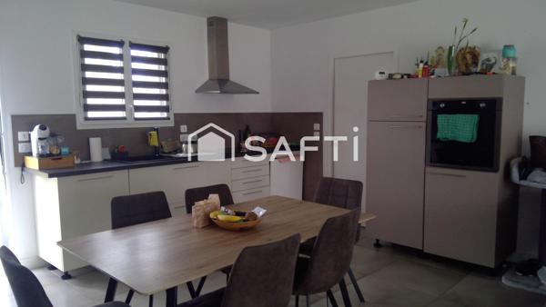 Maison d'habitation de 97 m2 sur terrain de 700 m2 pour investisseur