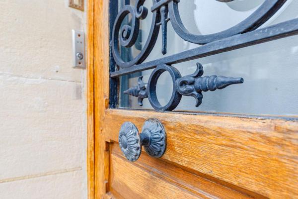 Propriété d'exception : L'Élégance tout simplement