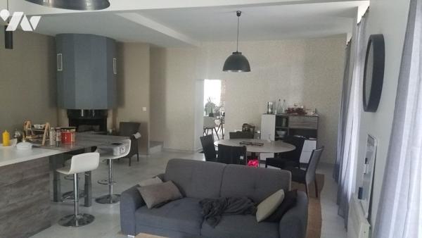 GRANDE PROPRIETE avec un pigeonnier sur un terrain de 12 000m².