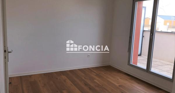 Location Appartement 4 pièces 88.3 m² - Vert-saint-denis 77240