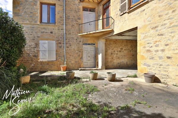 Plateau Combles à aménager VINDRY SUR TURDINE (69) 180m² au sol