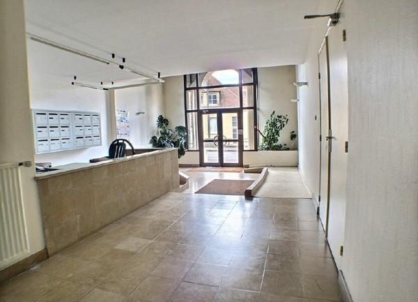 Appartement à louer  1 pièce • 29,90 m2 Le Creusot