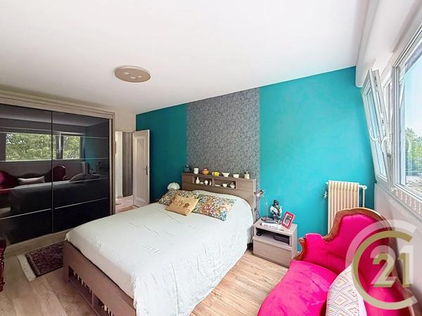 Appartement F4 à vendre  4 pièces - 77,28 m 2   MONTBELIARD  - 25