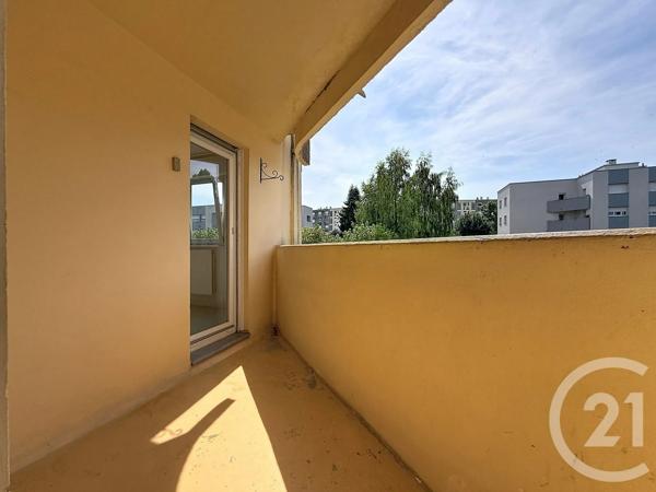 Appartement F4 à vendre  4 pièces - 77,28 m 2   MONTBELIARD  - 25
