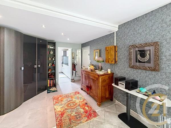 Appartement F4 à vendre  4 pièces - 77,28 m 2   MONTBELIARD  - 25