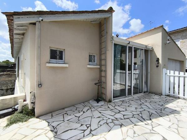 Maison à vendre 130 000 € Port-Sainte-Foy-et-Ponchapt 3 p 95 m² DPE D
