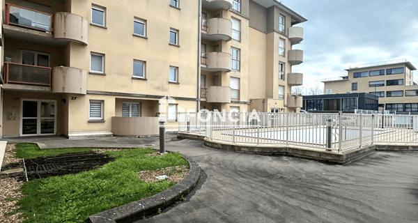 À vendre Studio 55 m² - Le Mans 72000